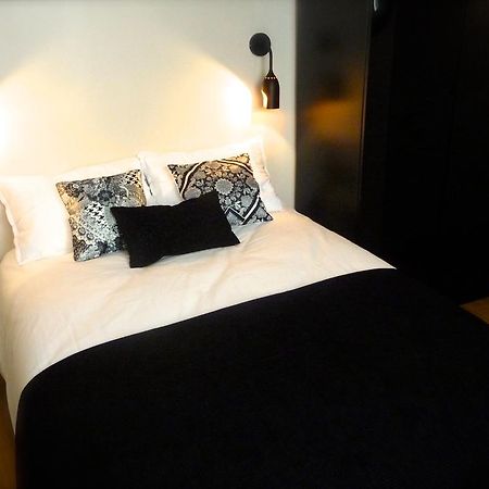 Duplex De Charme Au Coeur De Montmartre Appartement Parijs Kamer foto