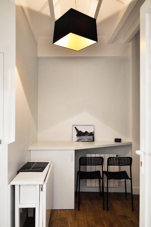 Duplex De Charme Au Coeur De Montmartre Appartement Parijs Kamer foto