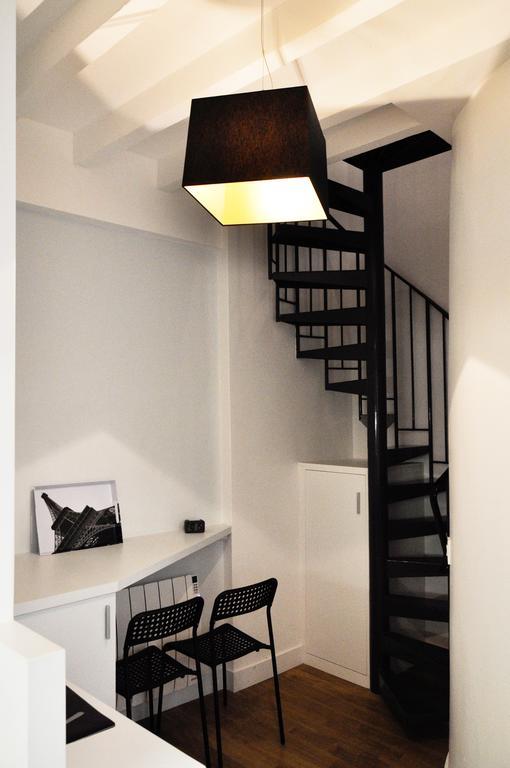 Duplex De Charme Au Coeur De Montmartre Appartement Parijs Kamer foto