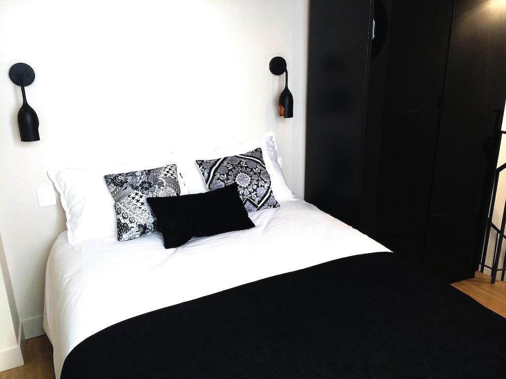 Duplex De Charme Au Coeur De Montmartre Appartement Parijs Kamer foto