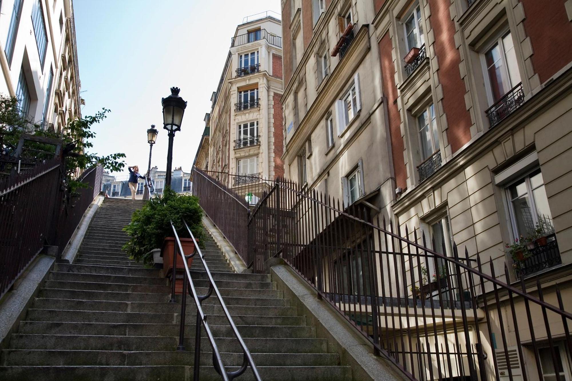 Duplex De Charme Au Coeur De Montmartre Appartement Parijs Buitenkant foto